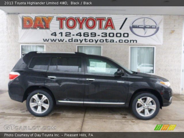 2013 Toyota Highlander Limited 4WD in Black