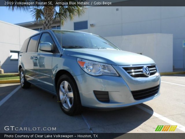 2009 Volkswagen Routan SE in Antigua Blue Metallic