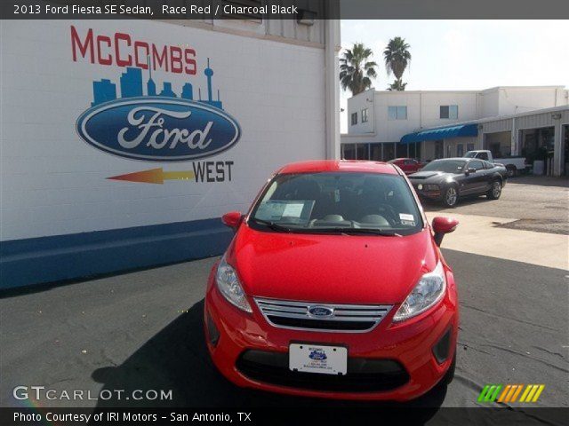 2013 Ford Fiesta SE Sedan in Race Red