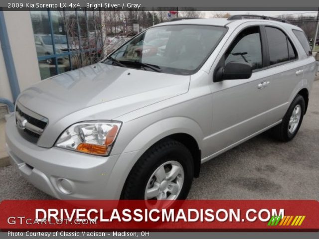 2009 Kia Sorento LX 4x4 in Bright Silver