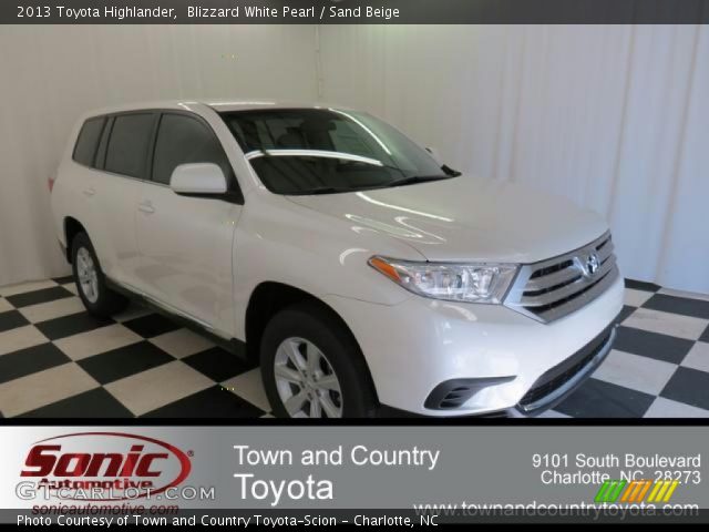 2013 Toyota Highlander  in Blizzard White Pearl