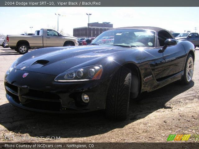 2004 Dodge Viper SRT-10 in Viper Black