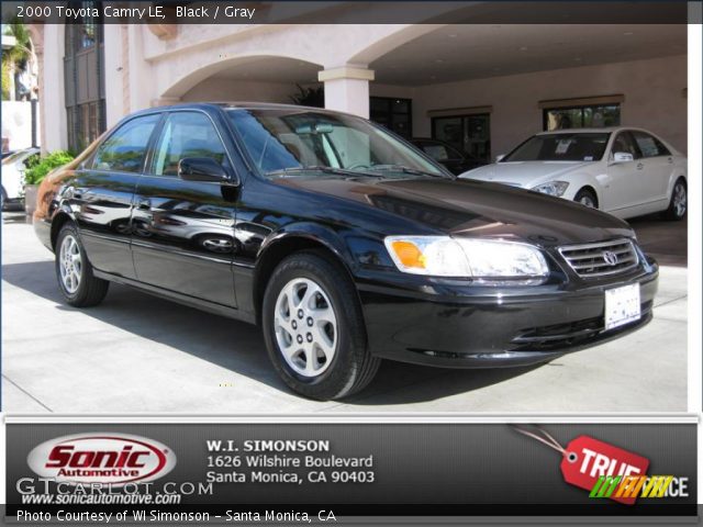 2000 Toyota Camry LE in Black