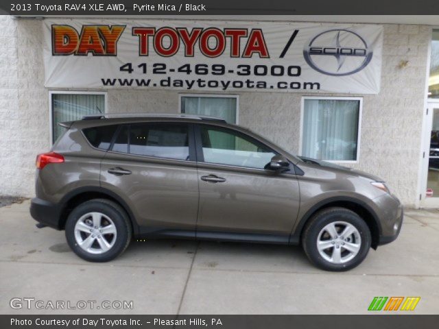 2013 Toyota RAV4 XLE AWD in Pyrite Mica
