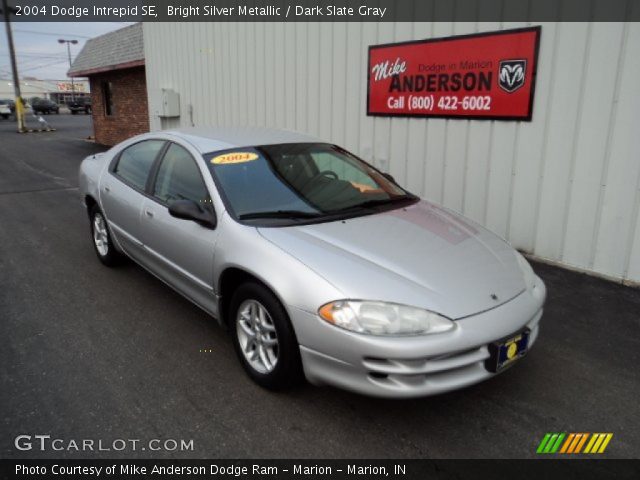 2004 Dodge Intrepid SE in Bright Silver Metallic