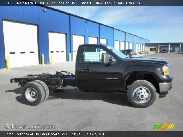 2013 GMC Sierra 3500HD Regular Cab 4x4 Chassis in Onyx Black