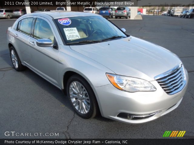 2011 Chrysler 200 Limited in Bright Silver Metallic