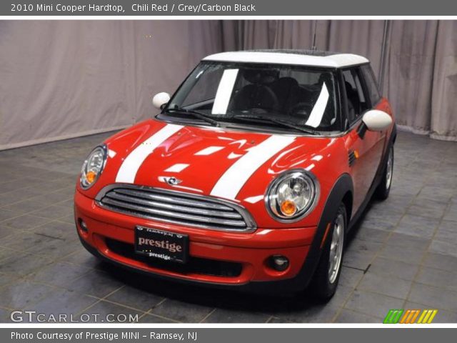 2010 Mini Cooper Hardtop in Chili Red