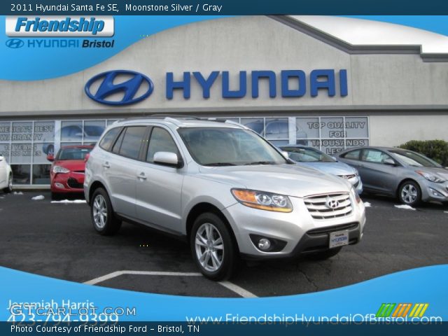 2011 Hyundai Santa Fe SE in Moonstone Silver