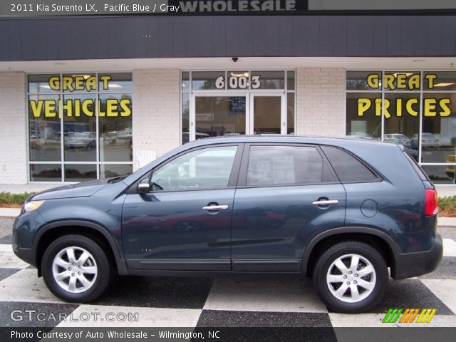 2011 Kia Sorento LX in Pacific Blue