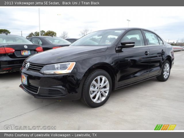 2013 Volkswagen Jetta SE Sedan in Black Uni