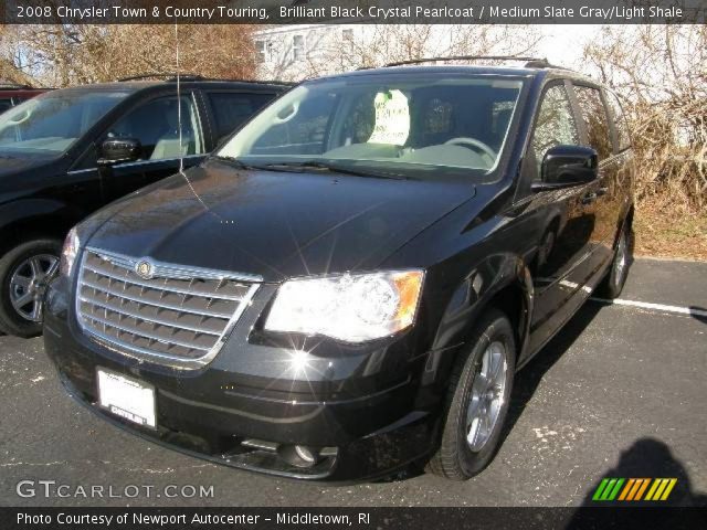 2008 Chrysler Town & Country Touring in Brilliant Black Crystal Pearlcoat