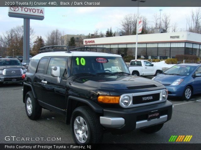 2010 Toyota FJ Cruiser 4WD in Black