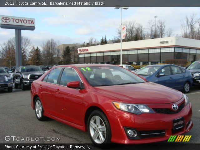2012 Toyota Camry SE in Barcelona Red Metallic