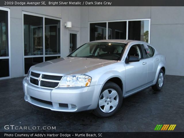 2009 Dodge Avenger SE in Bright Silver Metallic