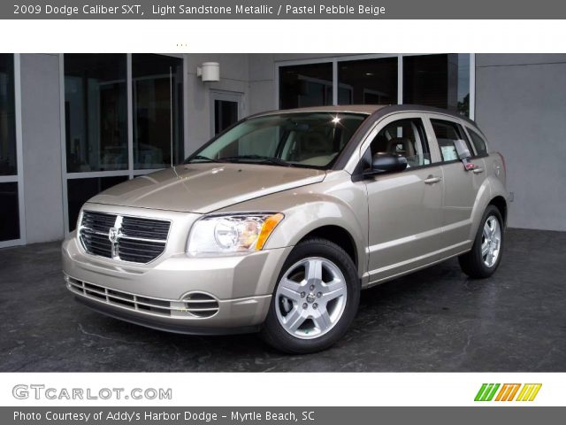 2009 Dodge Caliber SXT in Light Sandstone Metallic