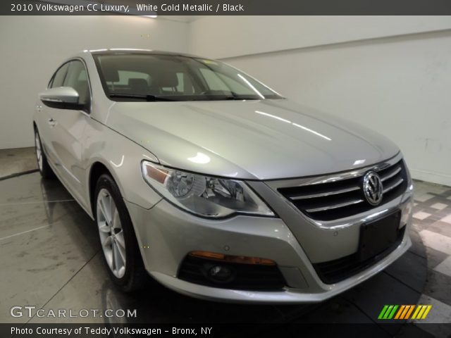 2010 Volkswagen CC Luxury in White Gold Metallic