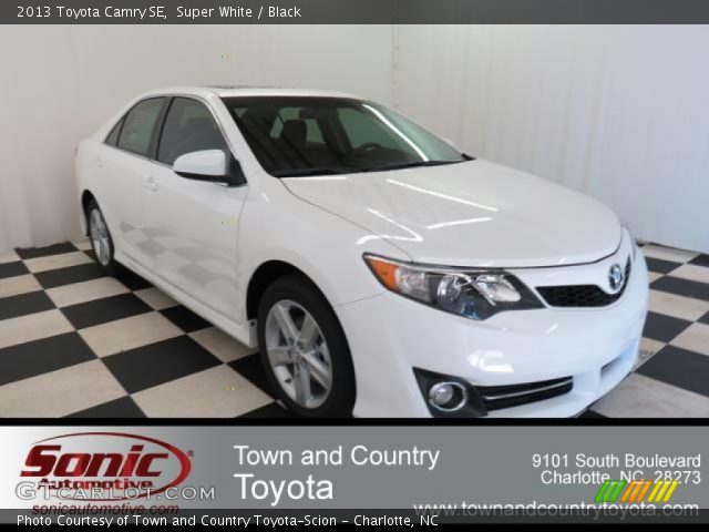 2013 Toyota Camry SE in Super White