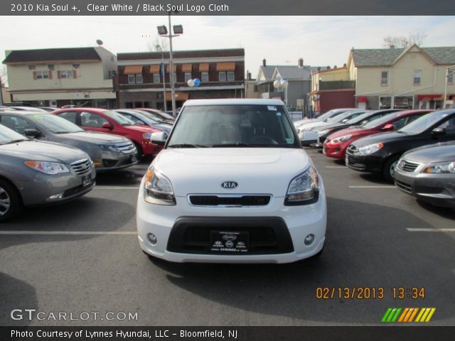 2010 Kia Soul + in Clear White