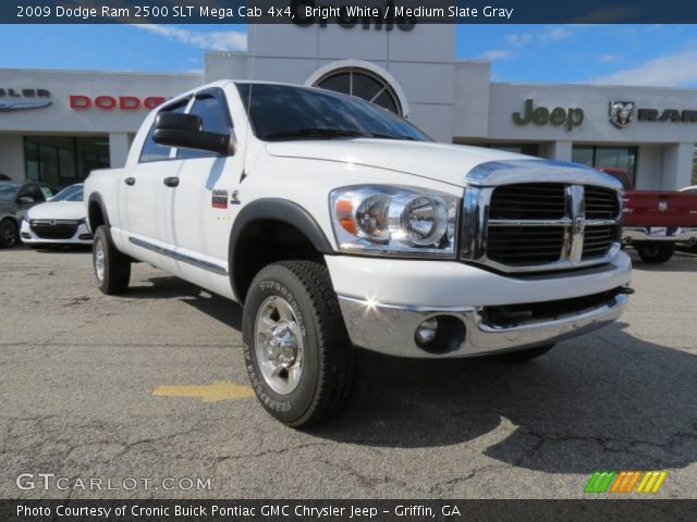 2009 Dodge Ram 2500 SLT Mega Cab 4x4 in Bright White