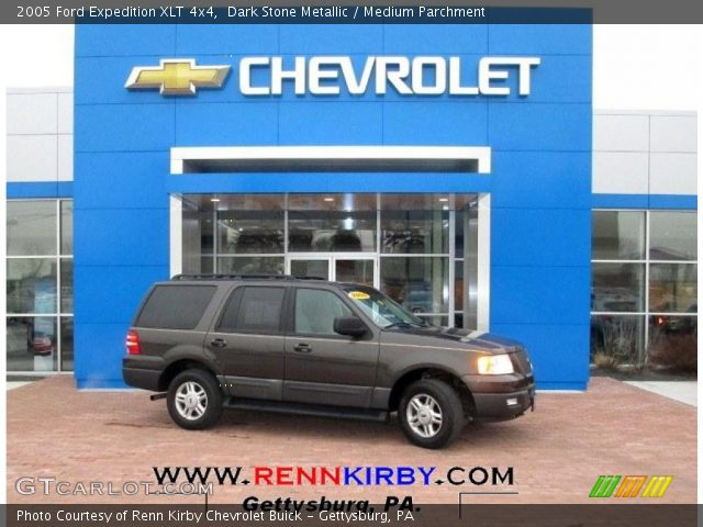 2005 Ford Expedition XLT 4x4 in Dark Stone Metallic