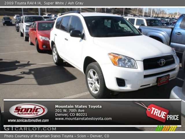 2009 Toyota RAV4 I4 in Super White