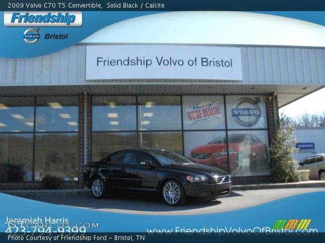2009 Volvo C70 T5 Convertible in Solid Black