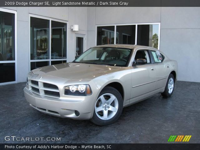 2009 Dodge Charger SE in Light Sandstone Metallic