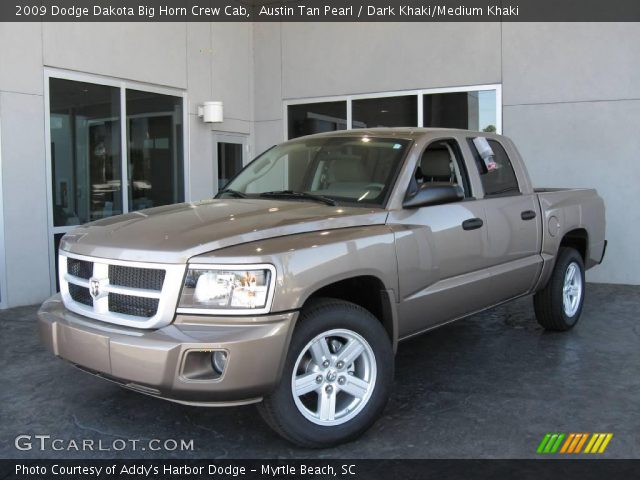 2009 Dodge Dakota Big Horn Crew Cab in Austin Tan Pearl