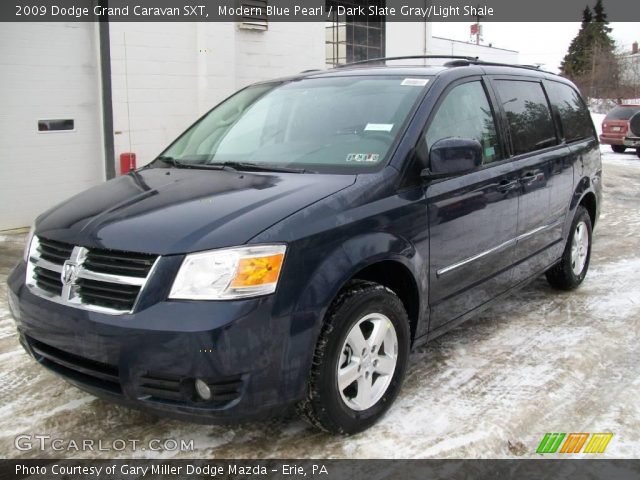 2009 Dodge Grand Caravan SXT in Modern Blue Pearl