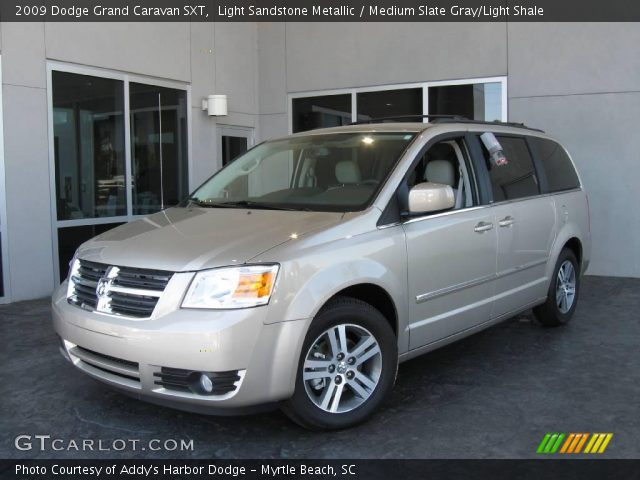 2009 Dodge Grand Caravan SXT in Light Sandstone Metallic
