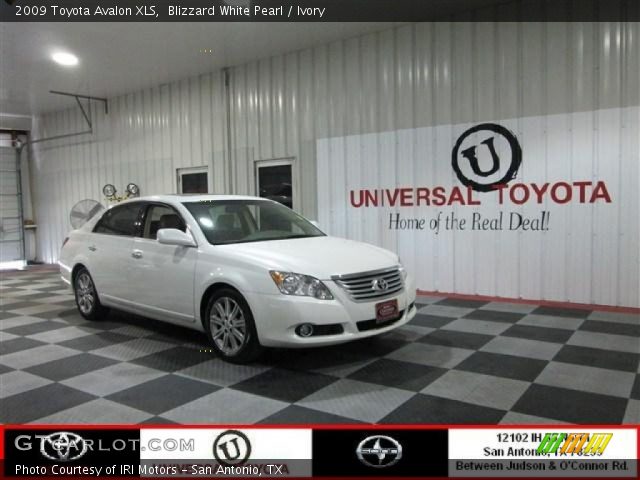 2009 Toyota Avalon XLS in Blizzard White Pearl