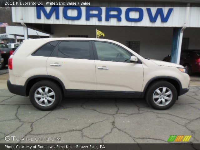 2011 Kia Sorento LX in White Sand Beige