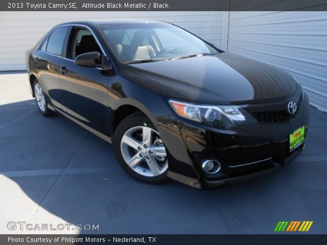 2013 Toyota Camry SE in Attitude Black Metallic