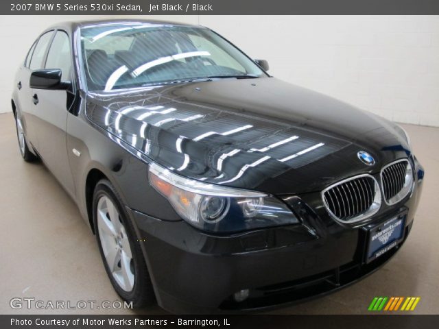 2007 BMW 5 Series 530xi Sedan in Jet Black