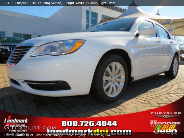 2012 Chrysler 200 Touring Sedan in Bright White