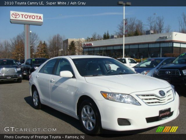 2010 Toyota Camry LE in Super White