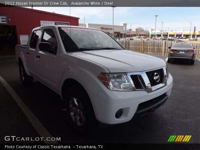 2012 Nissan Frontier SV Crew Cab in Avalanche White