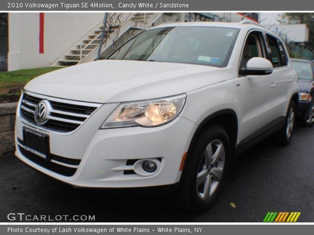 2010 Volkswagen Tiguan SE 4Motion in Candy White