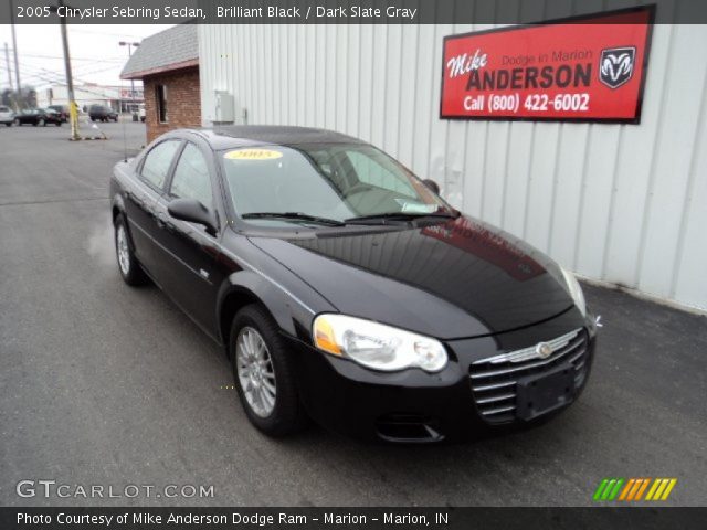 2005 Chrysler Sebring Sedan in Brilliant Black