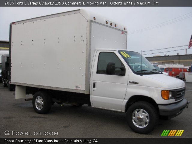 2006 Ford E Series Cutaway E350 Commercial Moving Van in Oxford White