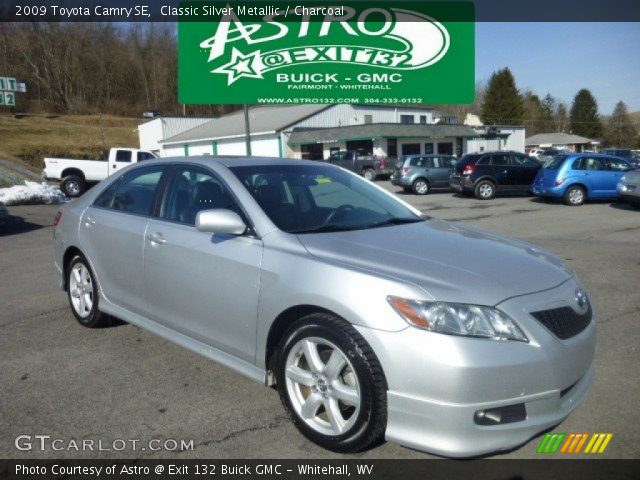 2009 Toyota Camry SE in Classic Silver Metallic