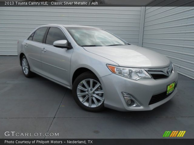 2013 Toyota Camry XLE in Classic Silver Metallic