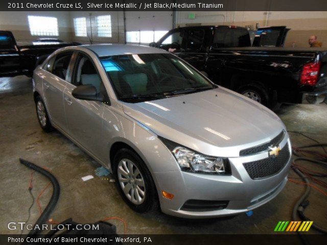 2011 Chevrolet Cruze LS in Silver Ice Metallic