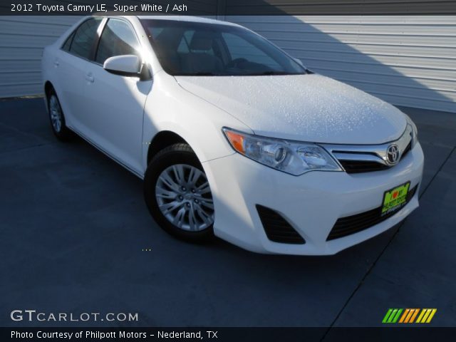 2012 Toyota Camry LE in Super White