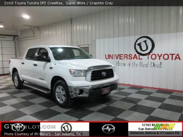 2009 Toyota Tundra SR5 CrewMax in Super White