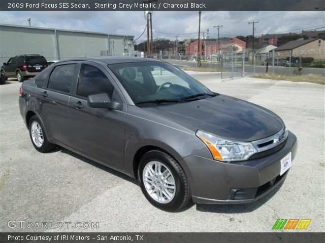 2009 Ford Focus SES Sedan in Sterling Grey Metallic