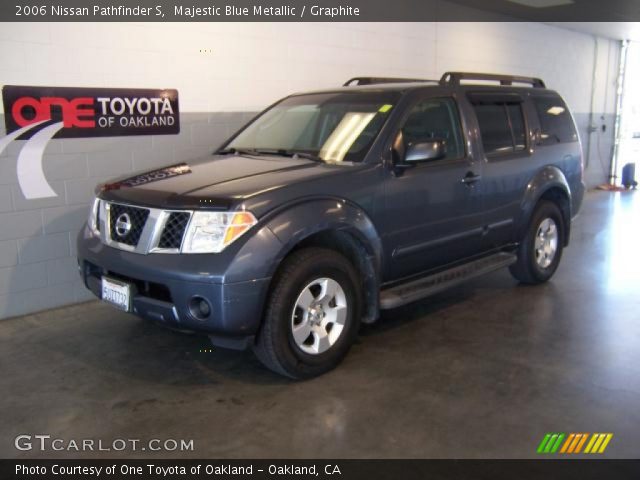 2006 Nissan Pathfinder S in Majestic Blue Metallic