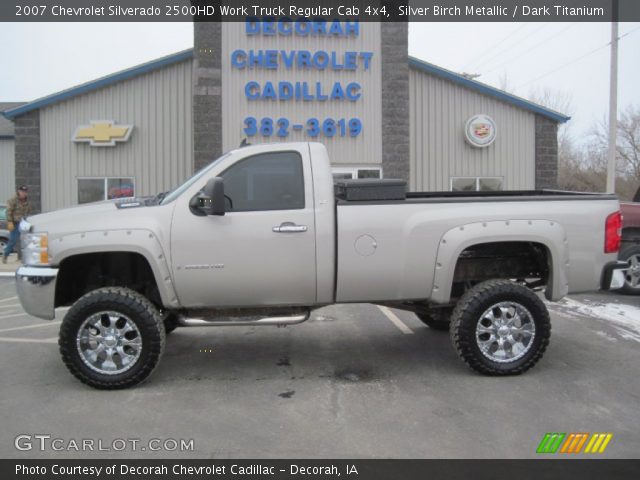 2007 Chevrolet Silverado 2500HD Work Truck Regular Cab 4x4 in Silver Birch Metallic