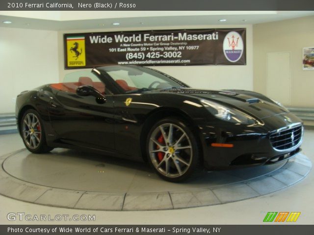 2010 Ferrari California  in Nero (Black)